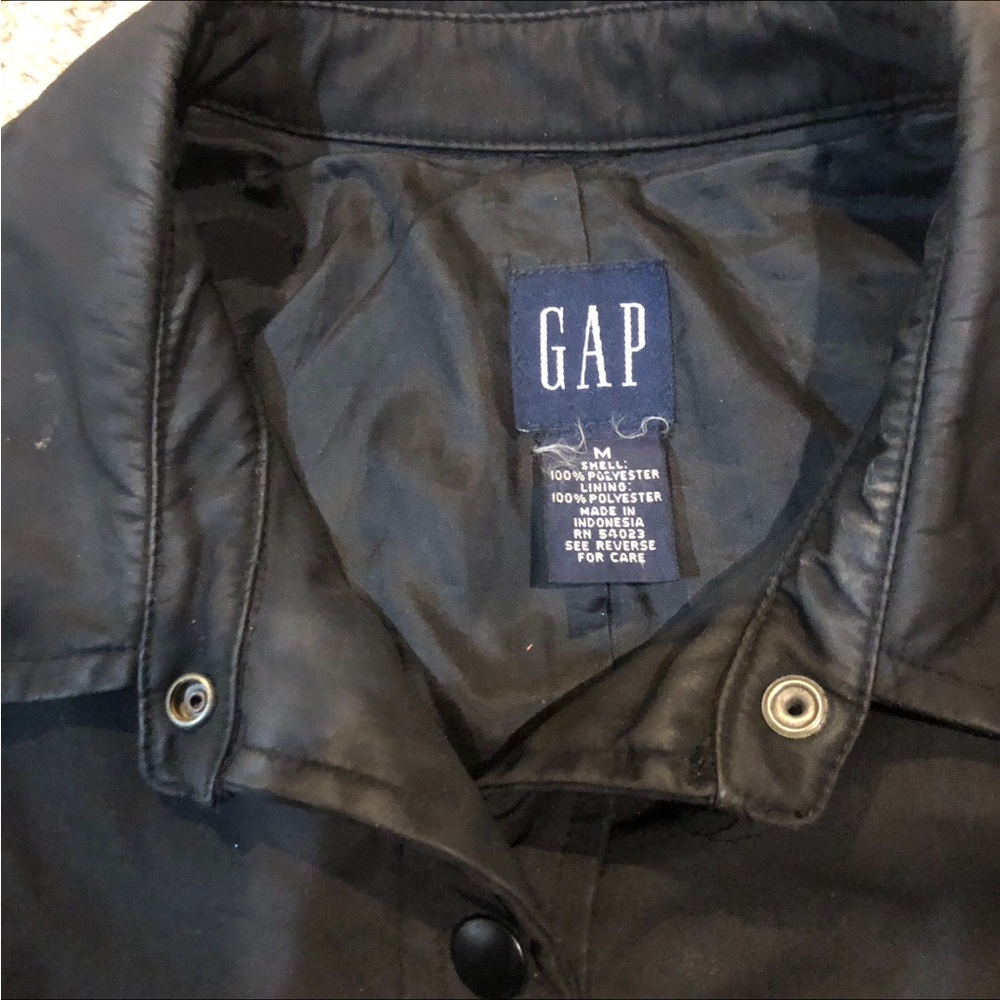 Gap Windbreaker Jacket - image 3
